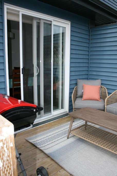 Entire Ac 4beds Sleeps 8 Double Garage Near Wem Free Wifi & Netflix Holiday home *