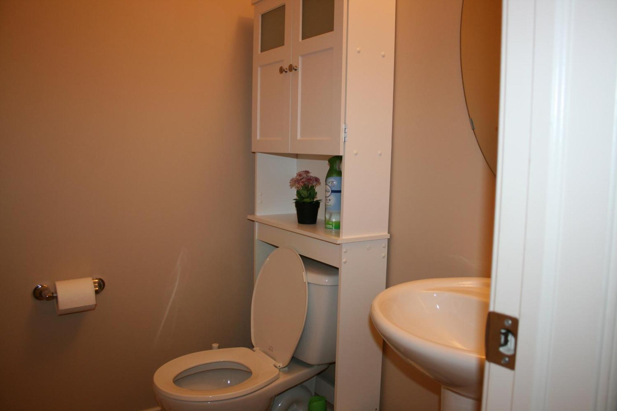 Holiday home Entire Ac 4beds Sleeps 8 Double Garage Near Wem Free Wifi & Netflix *